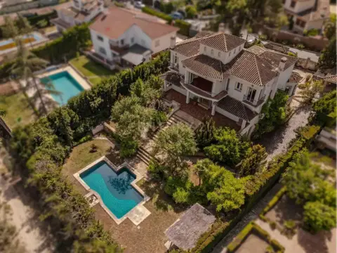 Casa en Ronda de los Montes