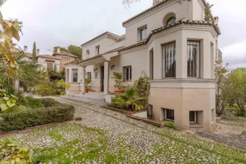 Casa en Ronda de los Montes