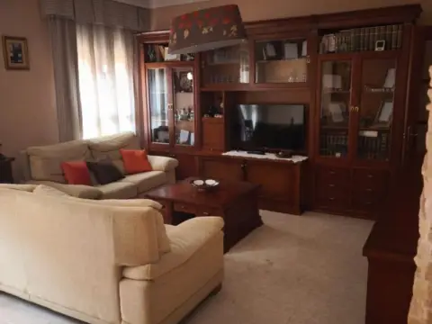 Piso en calle de la Azucena