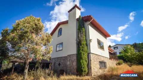 Chalet en calle de Luxemburgo
