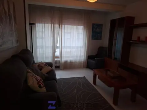 Piso en calle de la Cruz Roja