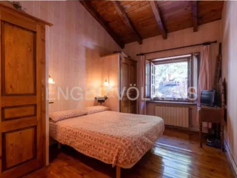 Pis de 3 habitacions en venda a Canillo · 48 de 60