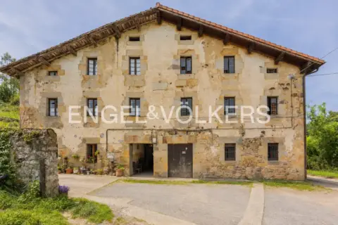 Casa adosada en Elorrio