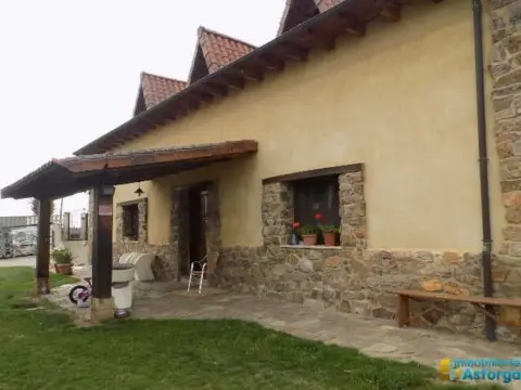 Casa en calle N-120