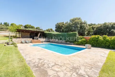 Casa en Navalquejigo-Los Arroyos