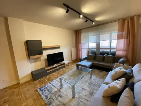 Piso en calle de Sancho Ramírez, 33