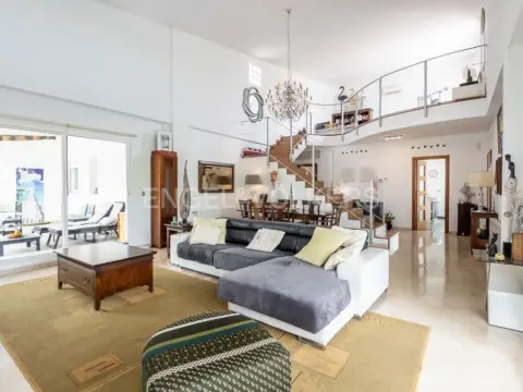 Casa en Torre en Conill-Cumbres San Antonio