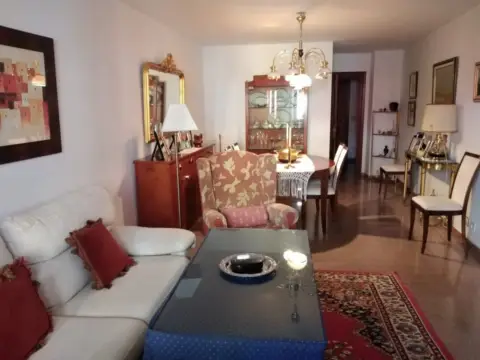 Piso en Centro-Corredera