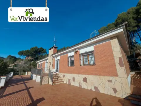 Casa en Carrer del Solsonès, 37