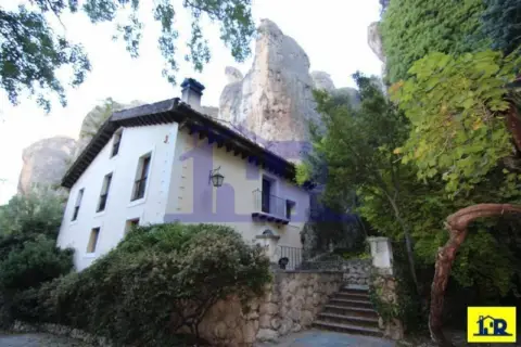 Casa en calle Hoz de Huecar