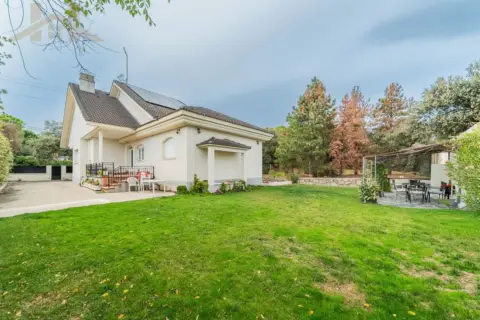 Chalet en Avenida de los Cierros