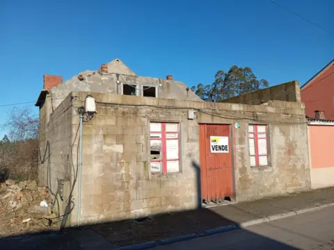Casa en calle Feira Berdillo