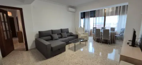 Piso en Avenida de Damián Téllez Lafuente