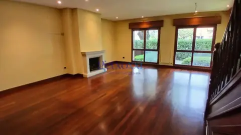 Casa adosada en Areeta