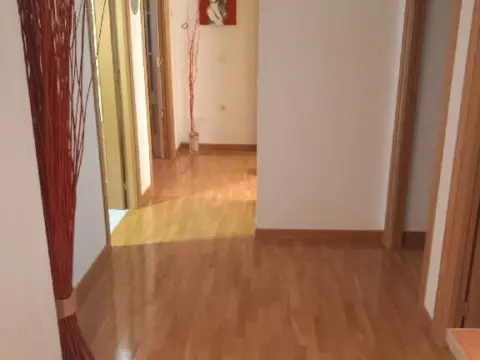 Piso en calle del Río Miguel