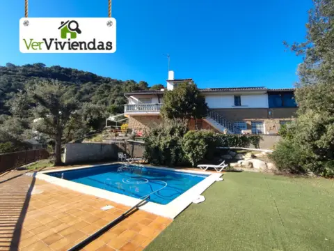 Casa en Carrer de les Tres Creus, 4