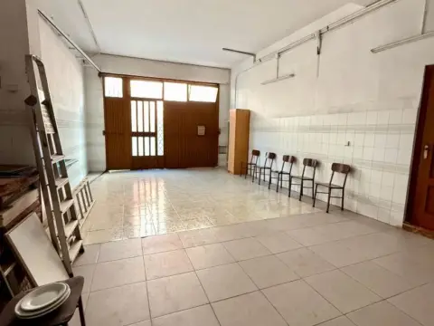 Casa pareada en calle de Torrente, 94