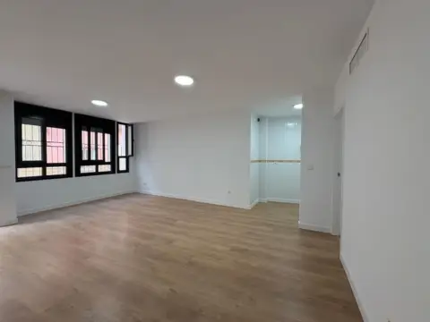 Apartamento en calle de la Gloria
