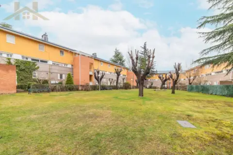 Piso en calle Treinta y Seis