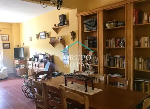 Casa en calle de la Caleruela, 215