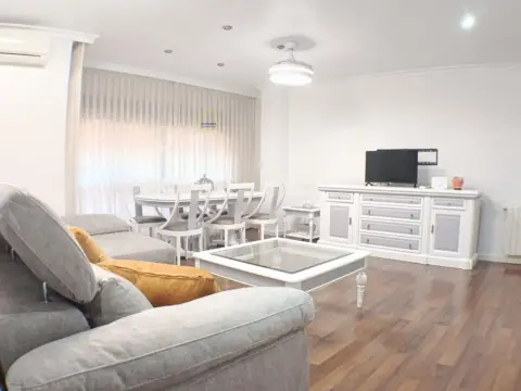 Piso en Centro-Corredera