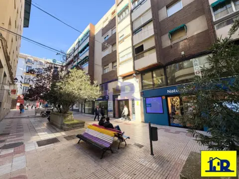 Piso en calle Jose L. Alvarez de Castro