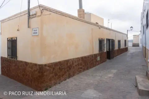 Casa en calle de Alhama de Almería, 1