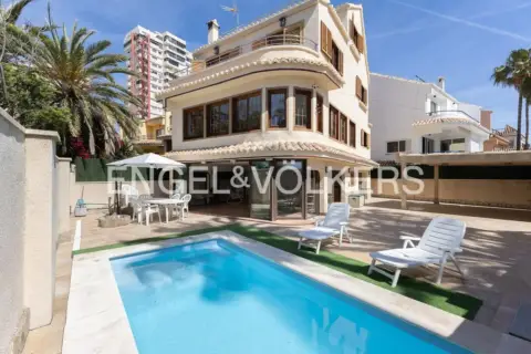 Casa en calle Passeig Colom