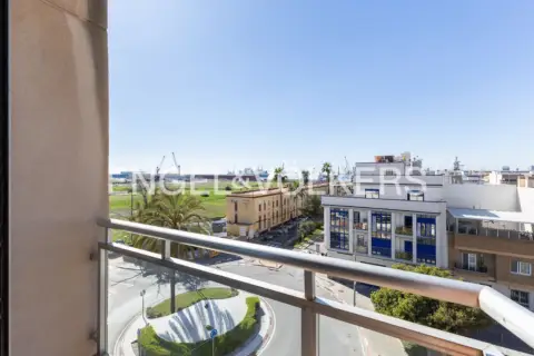 Piso en Avenida de Camp de Morvedre