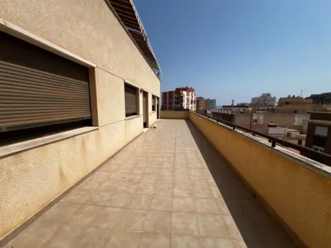 Ático en calle Papa Juan Pablo II