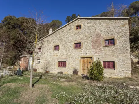 Casa rústica en Sant Quirze Safaja