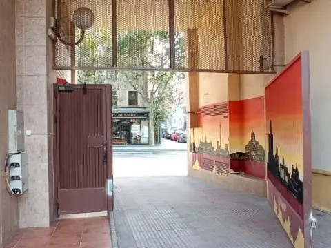Garaje en calle de Alcalá