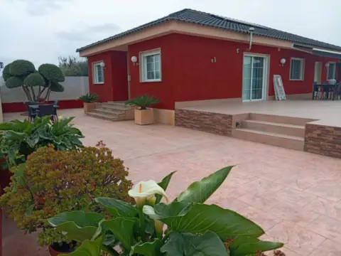 Chalet en Los Ramos