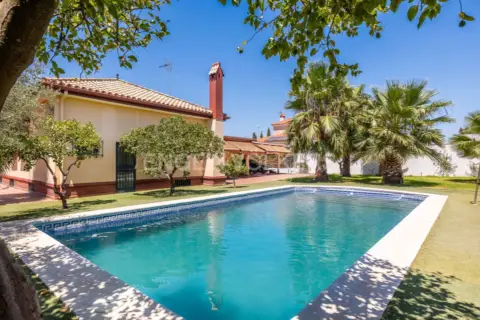 Casa en Entrenúcleos