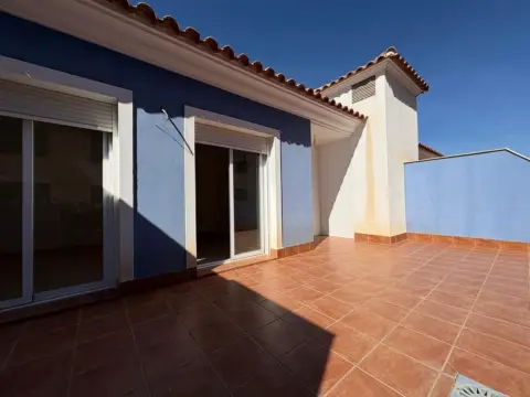 Ático en calle de Pintor José María Parraga