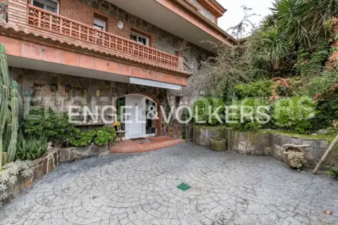 Casa en Sant Muç-Castellnou-Can Mir