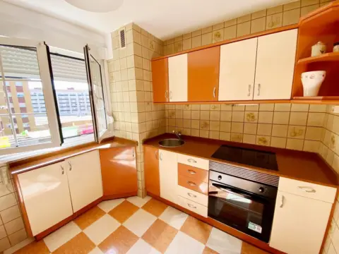 Piso en El Natahoyo-Moreda