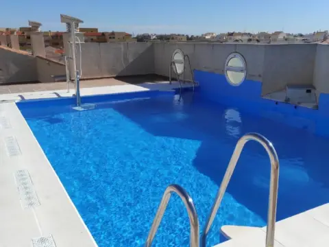 Piso en calle del Galeón, 1