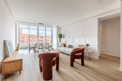 Piso en calle Orense