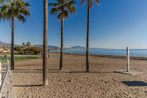 Piso en calle C. La Noria, San Luis de Sabinillas, Spain, nº 4