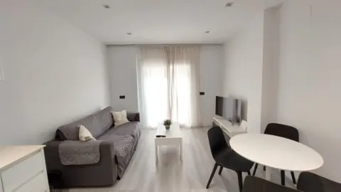 Apartamento en calle de la Independencia, 3