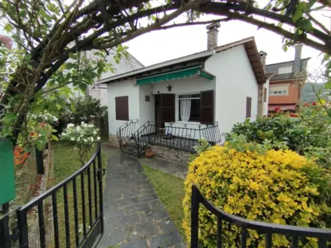 Chalet en Viveiro (Casco Urbano)