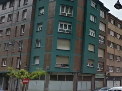 Local comercial en calle de Jacinto Benavente, nº sn