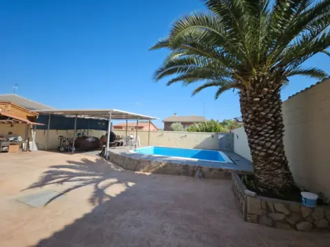 Chalet en Casarrubios del Monte