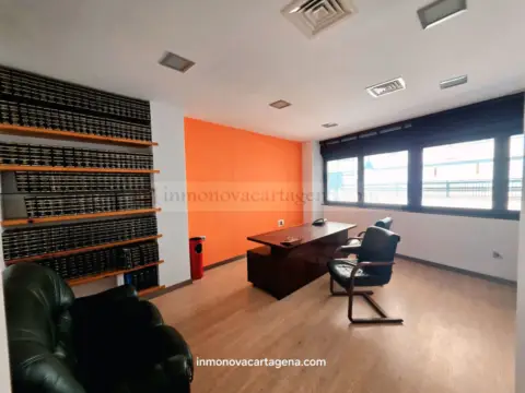 Local comercial en Casco Antiguo