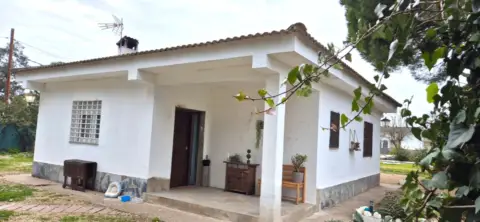 Chalet en calle calle Ares