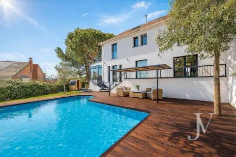 Casa pareada en Pueblo