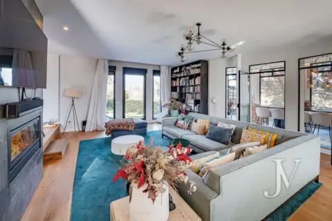 Casa pareada en Pueblo