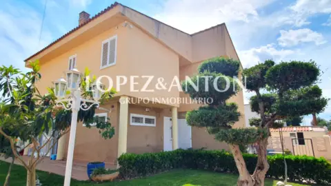 Chalet en Montealegre