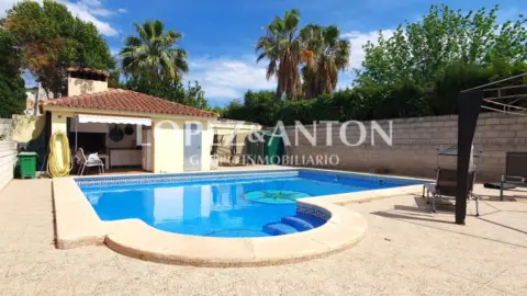 Chalet en Montealegre